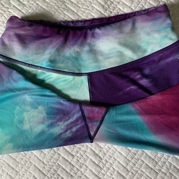 Multicolor Reebok Workout Pants - Picture 3 of 5